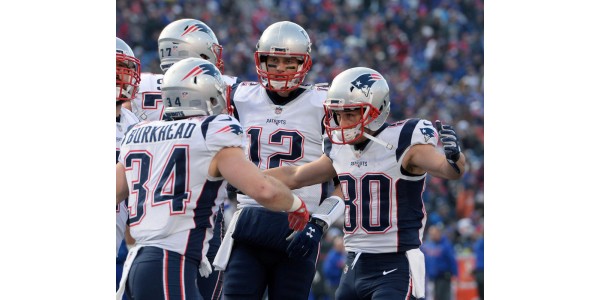 En attendant les Patriots de la Nouvelle-Angleterre contre les Cowboys de Dallas En attendant les Patriots de la Nouvelle-Angleterre contre les Cowboys de Dallas